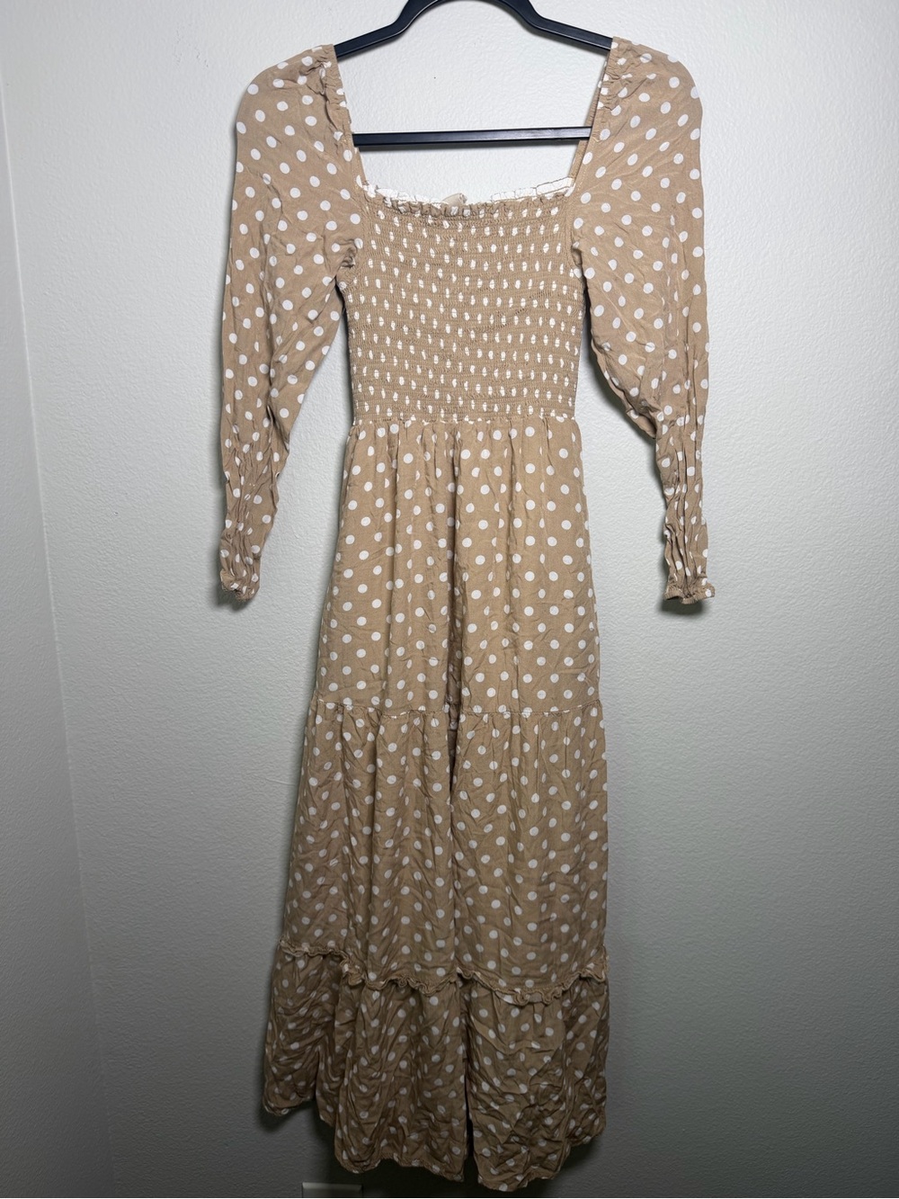 Anthropologie Dolan Smocked Beige Polka Dot Long-Sleeve Maxi Dress Size XS - Picture 2 of 9